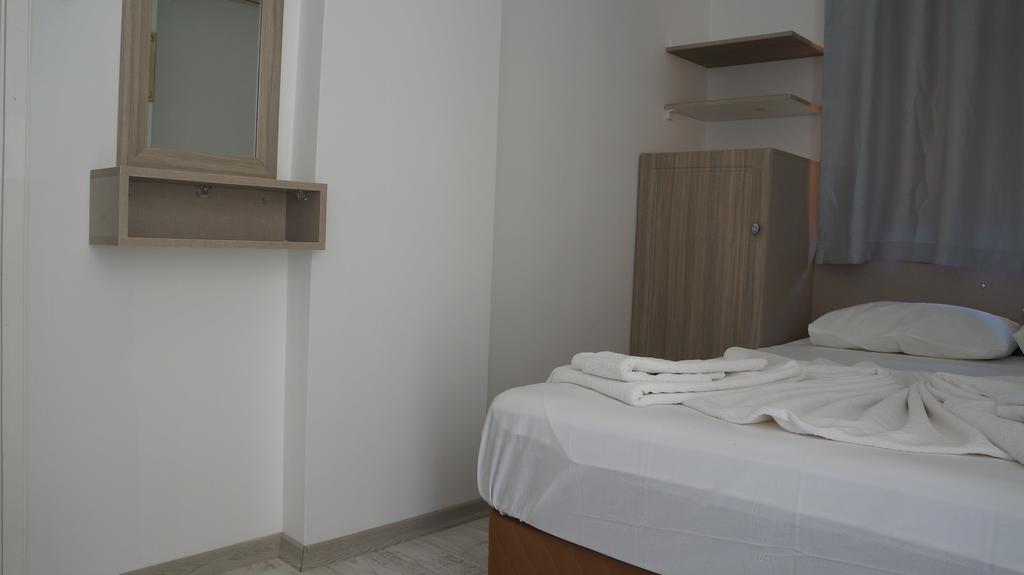 Hotel Marine Аявали Екстериор снимка